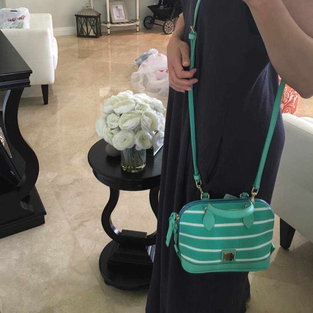 DOONEY & Bourke Betsy Bag  NWT  - Picture 3 of 8