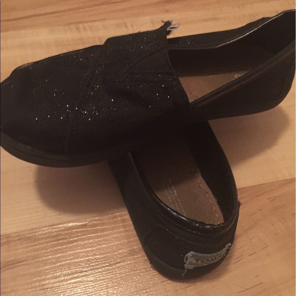 Toms