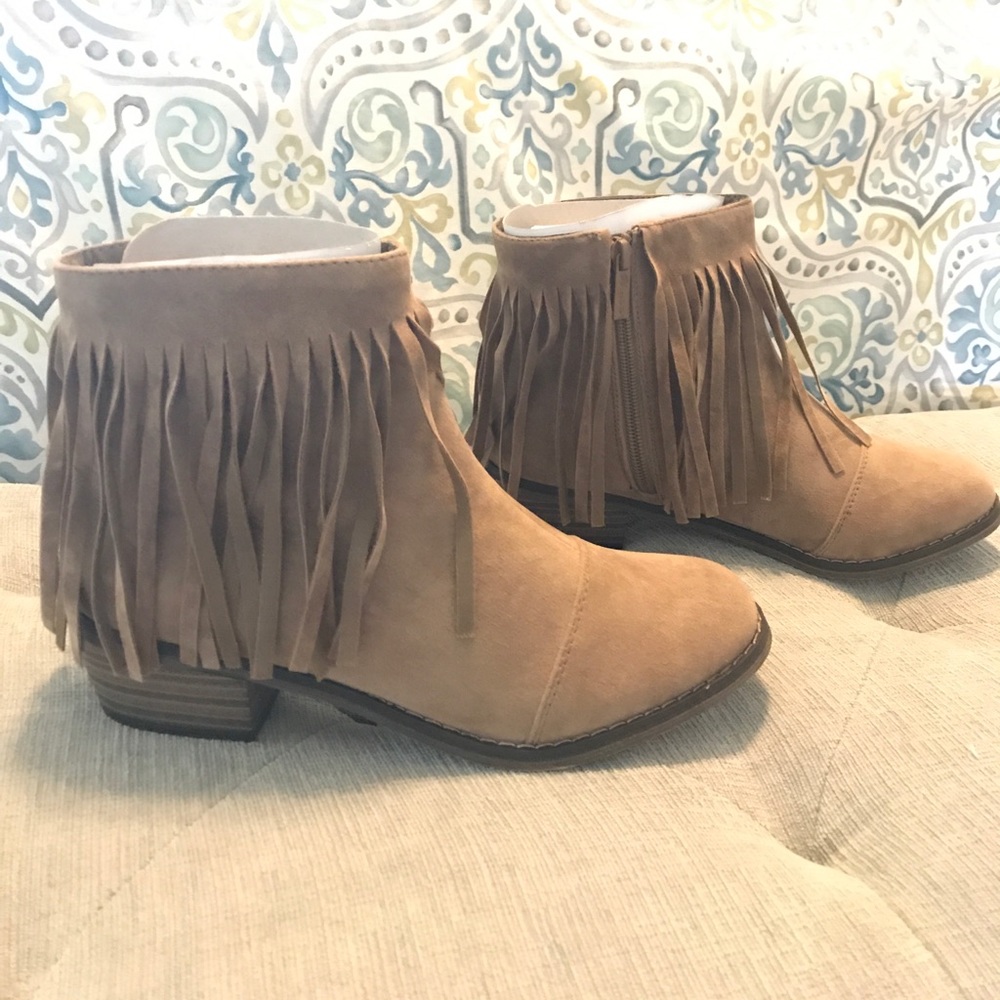 Women's Suede Booties 7