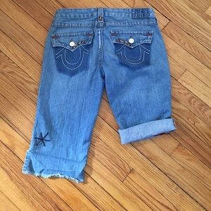 True religion capri/ bermuda short