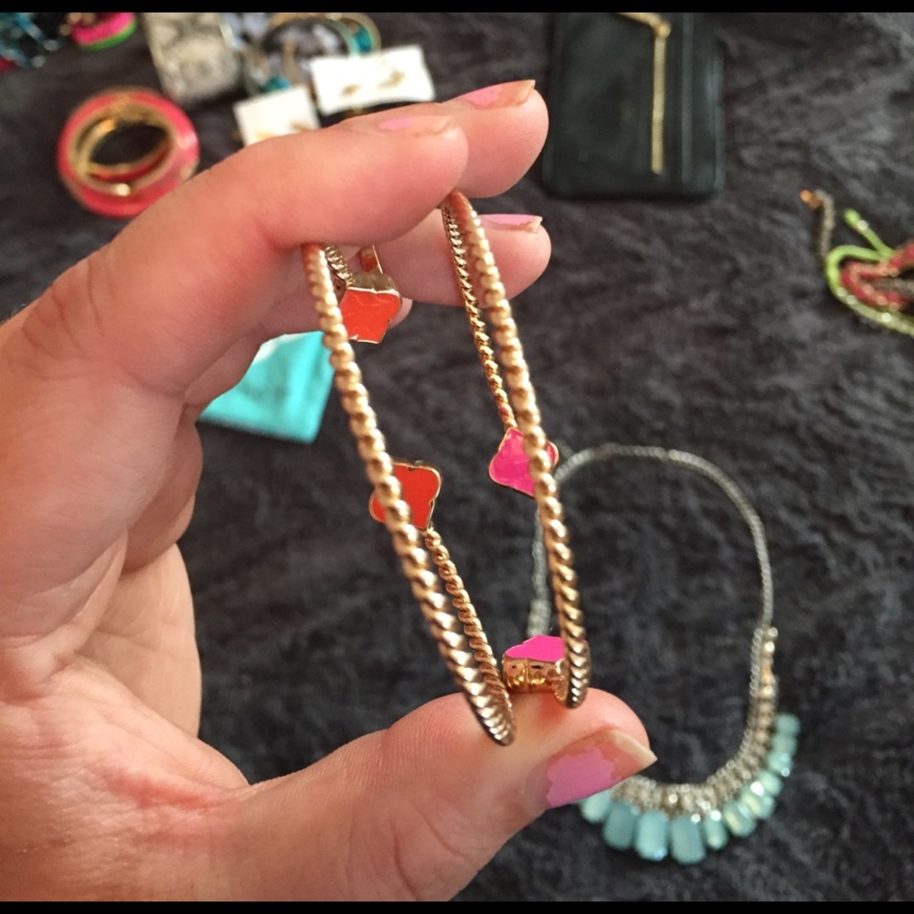 Cable bracelets - Picture 2 of 2