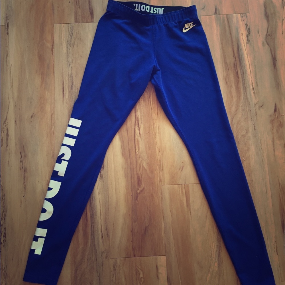 Nike workout leggings