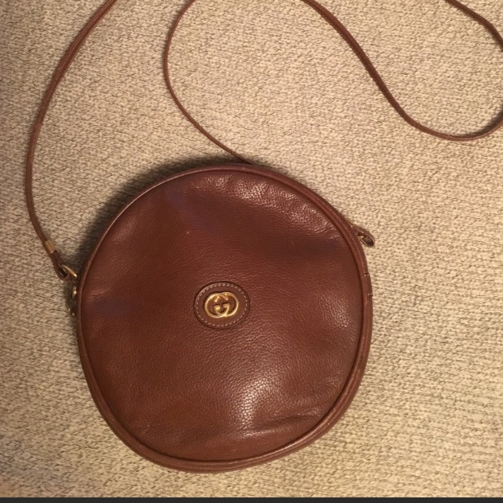 Vintage Gucci canteen purse