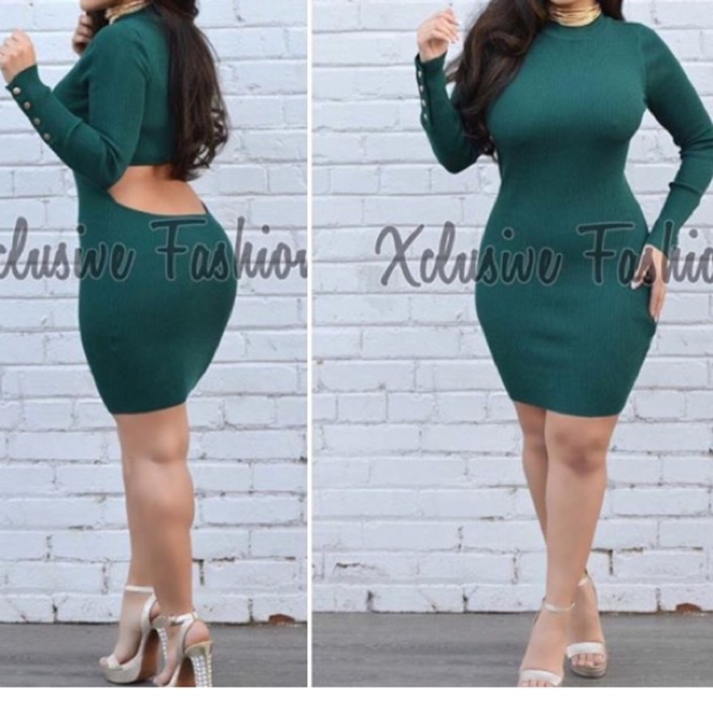 Green sweater dress with open back