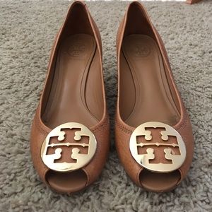 Tory Burch Peep Toe Wedges In Tan