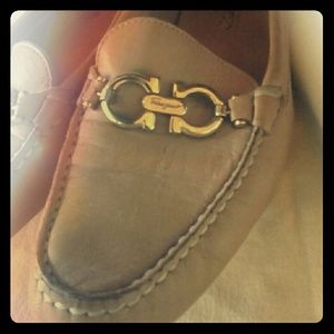 Authentic Parigi leather Farragamo Drivers