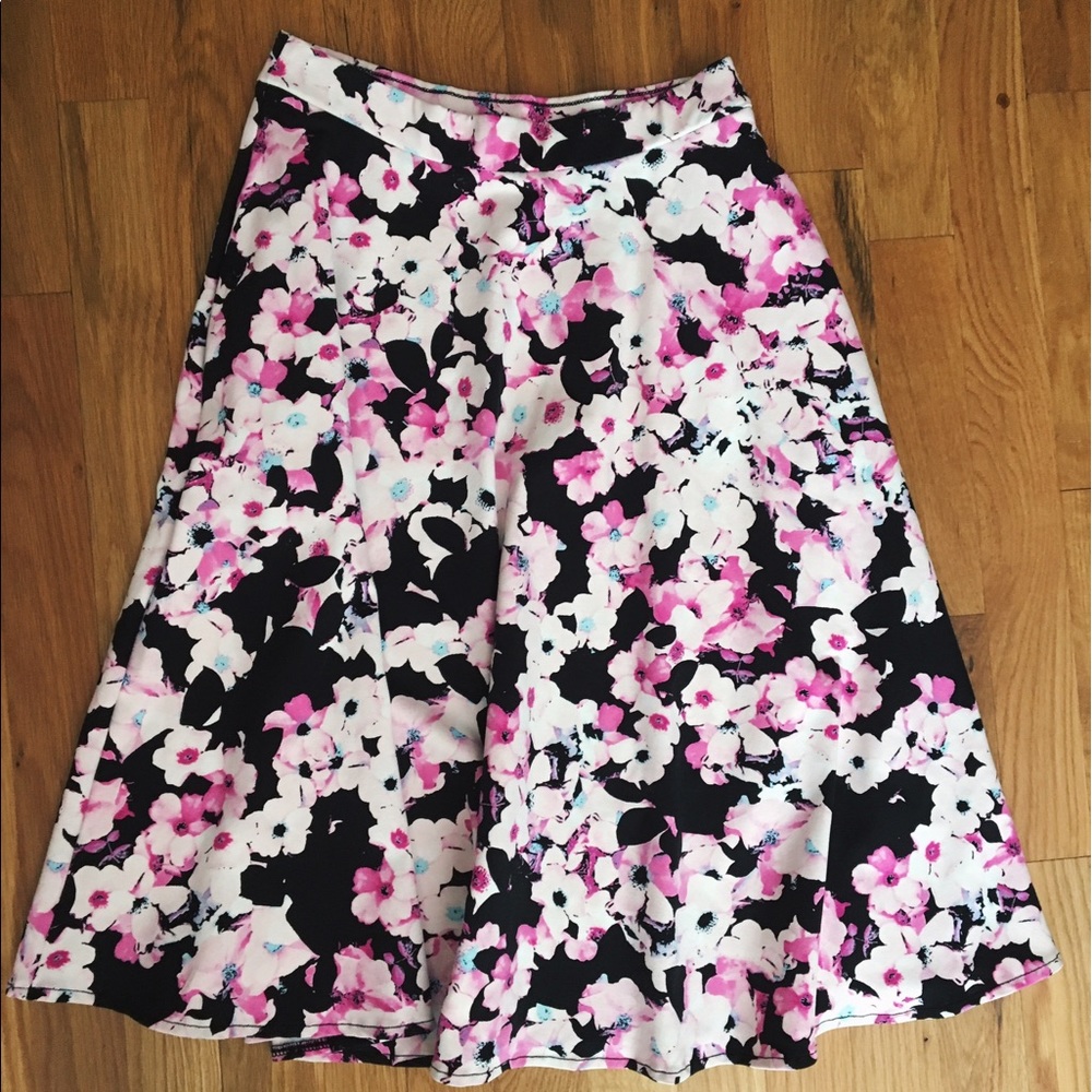 XS Floral Midi Skirt