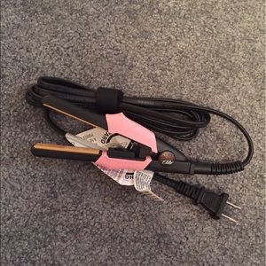Brand new mini chi straightener