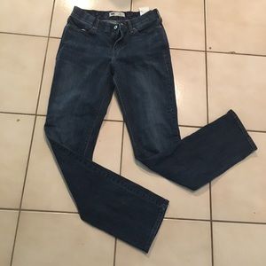 Levi's women's jeans style 525. Size 8 regular .