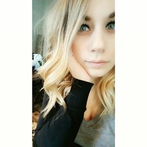 Meet your Posher, Kelsey