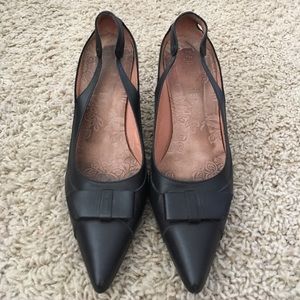Ted Baker black leather pumps