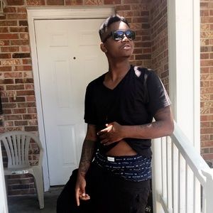 Meet your Posher, Eric