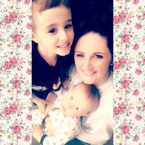 Meet your Posher, Holly