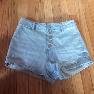 Light wash high waisted denim shorts