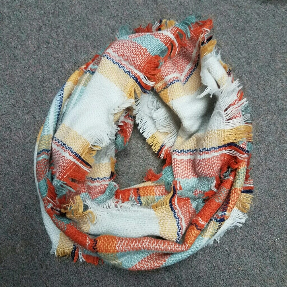 Infinity plaid blanket scarf
