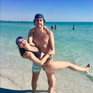 Meet your Posher, Hunter