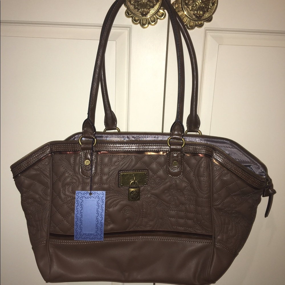 Vera Wang tote NEVER USED - Picture 1 of 3