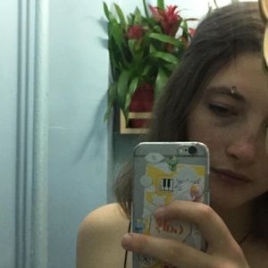 Meet your Posher, Elizabeth