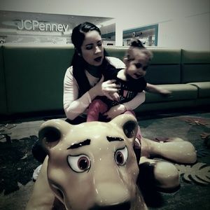 Meet your Posher, Marisol