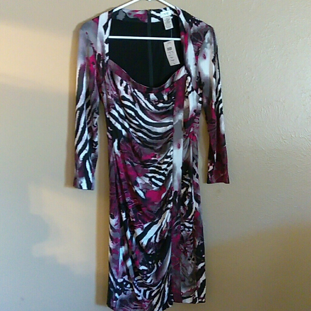 CACH'E SOFT BRAND NEW GORGEOUS DRESS!! ??