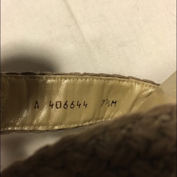 🌸SOLD🌸Stuart Weitzman Crochet Wrap Platforms - Picture 4 of 8