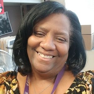 Meet your Posher, Sheila