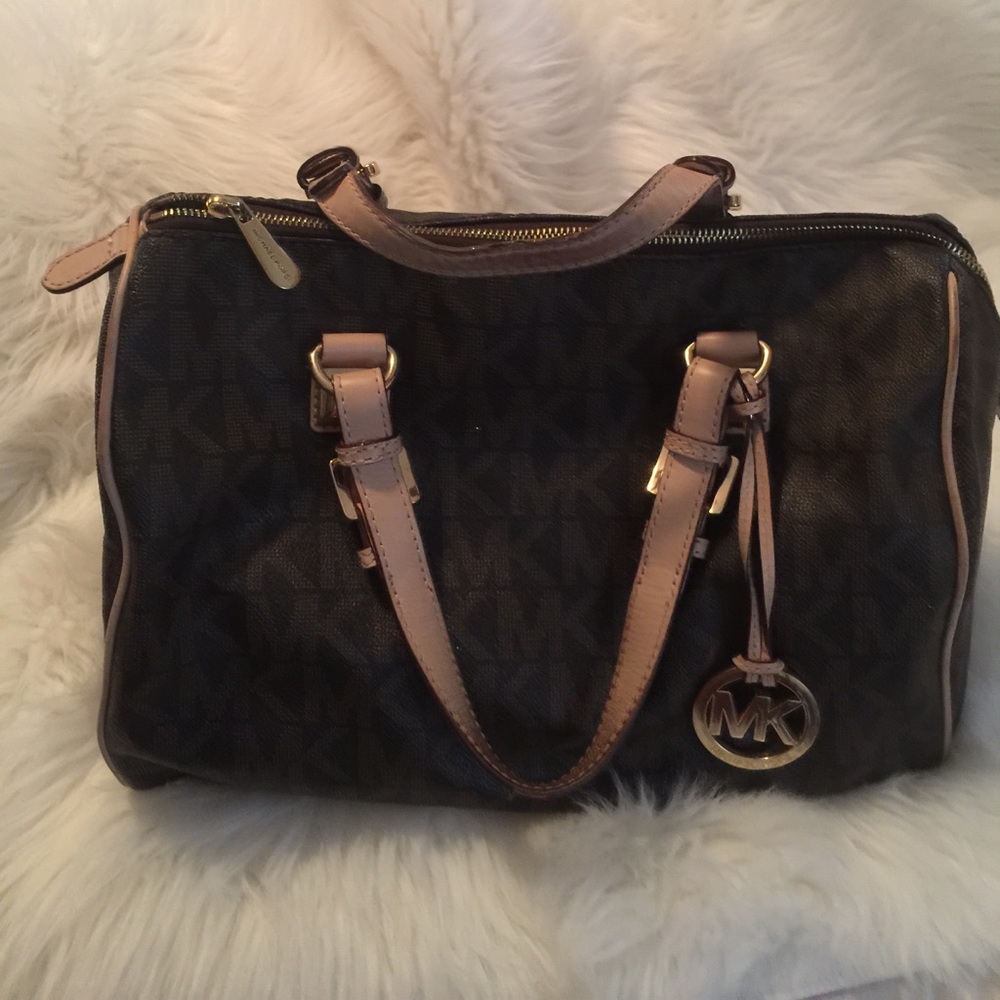 Authentic mk purse