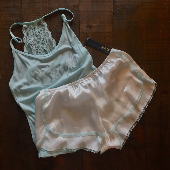 Bridal Robe Set - Picture 3 of 3