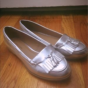 Size 8, metallic New Look loafers