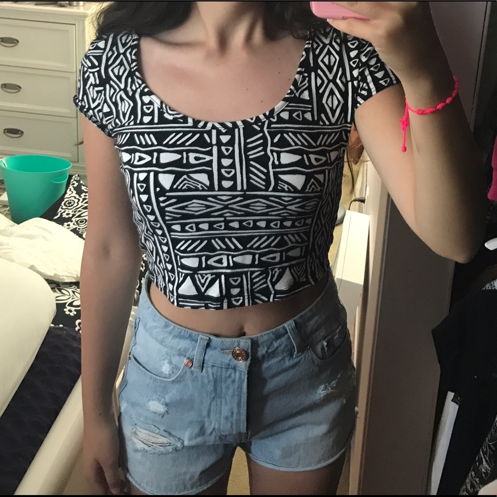 Wet Seal Trial Print Crop Top