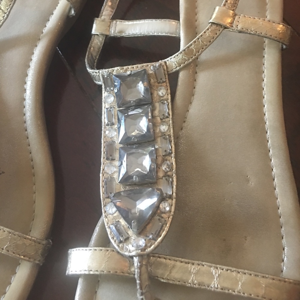 Sandals - Picture 2 of 4