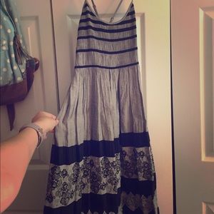 Gray and Black Midi Dress Sz M Max Studio