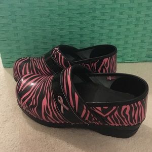 Sanita Clogs size 39