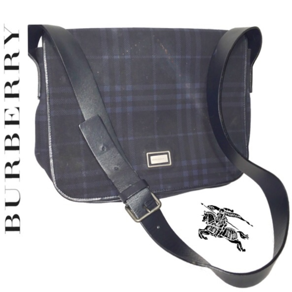 BURBERRY Smoke Nova Check Messenger Purse Bag Auth