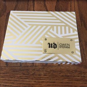 BRAND NEW urban decay Gwen Stefani palette