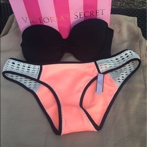 Final sale VS Bandeau top & crochet bottom