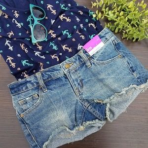 NWT Low Rise Short shorts