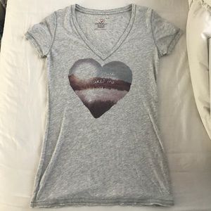 American Eagle V-neck Tshirt
