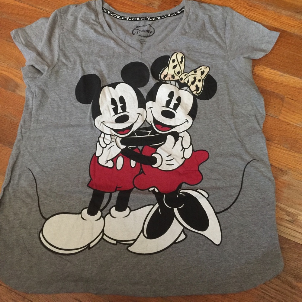 Disney tee