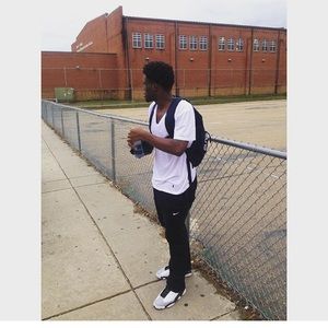 Meet your Posher, Julian