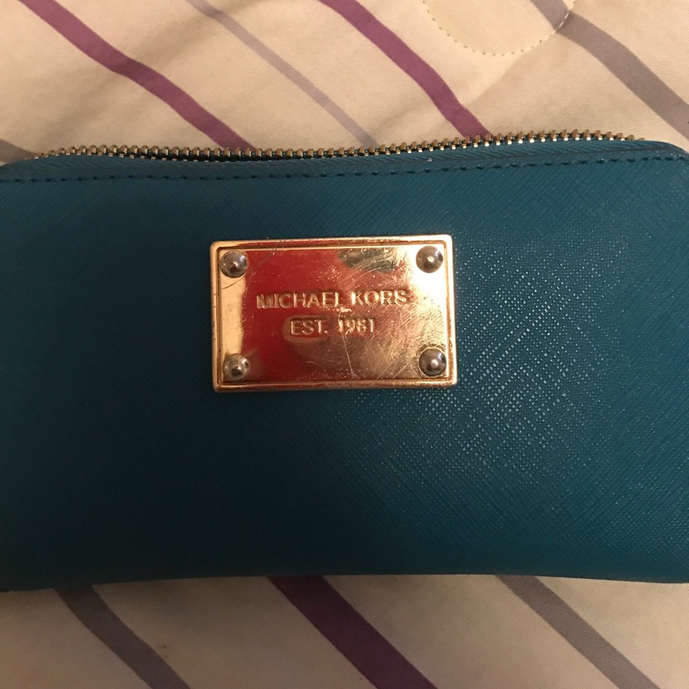 Micheal Kors wallet
