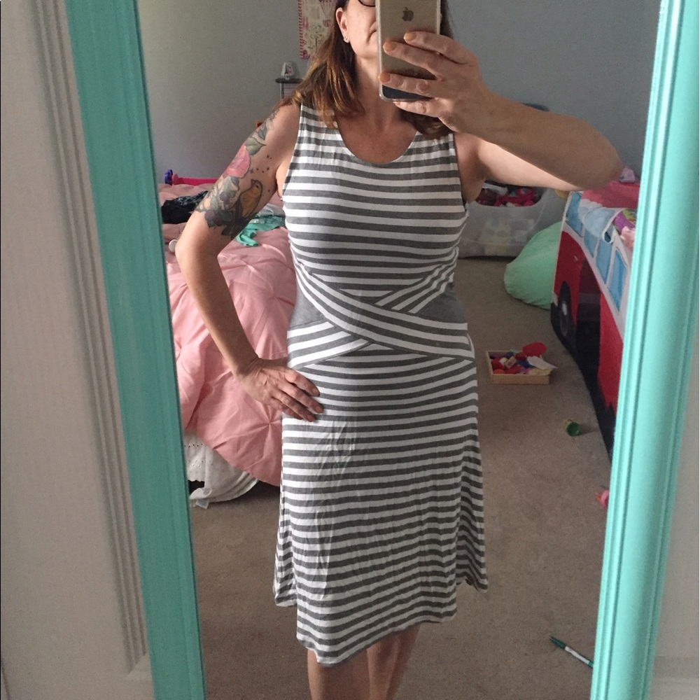 Mossimo Dress - Picture 3 of 6