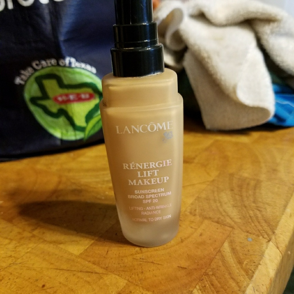 Lancome Renegerie 260 bisque
