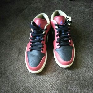 Air Jordan 1's low sz.11
