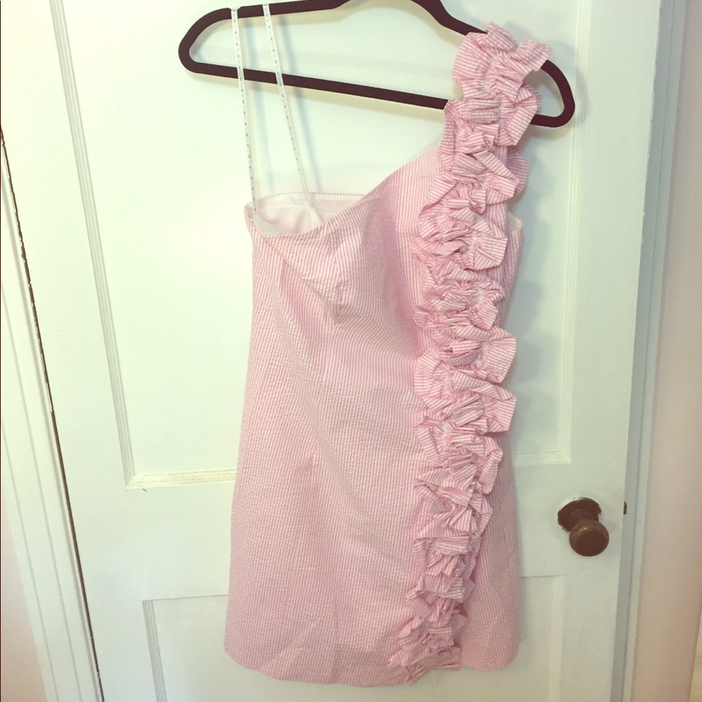 🌴Lilly Pulitzer seersucker one shoulder dress