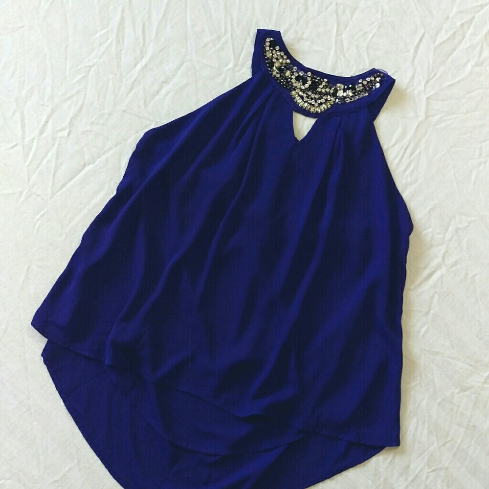 Rhinestone Neckline, Hi-Lo Shirt