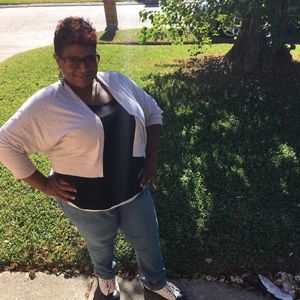 Meet your Posher, La'ketha