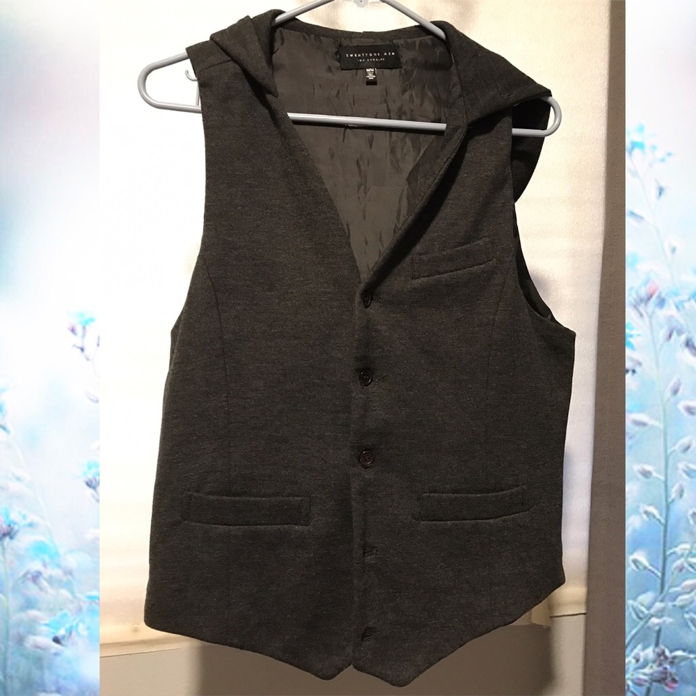 Forever 21 Men hooded vest