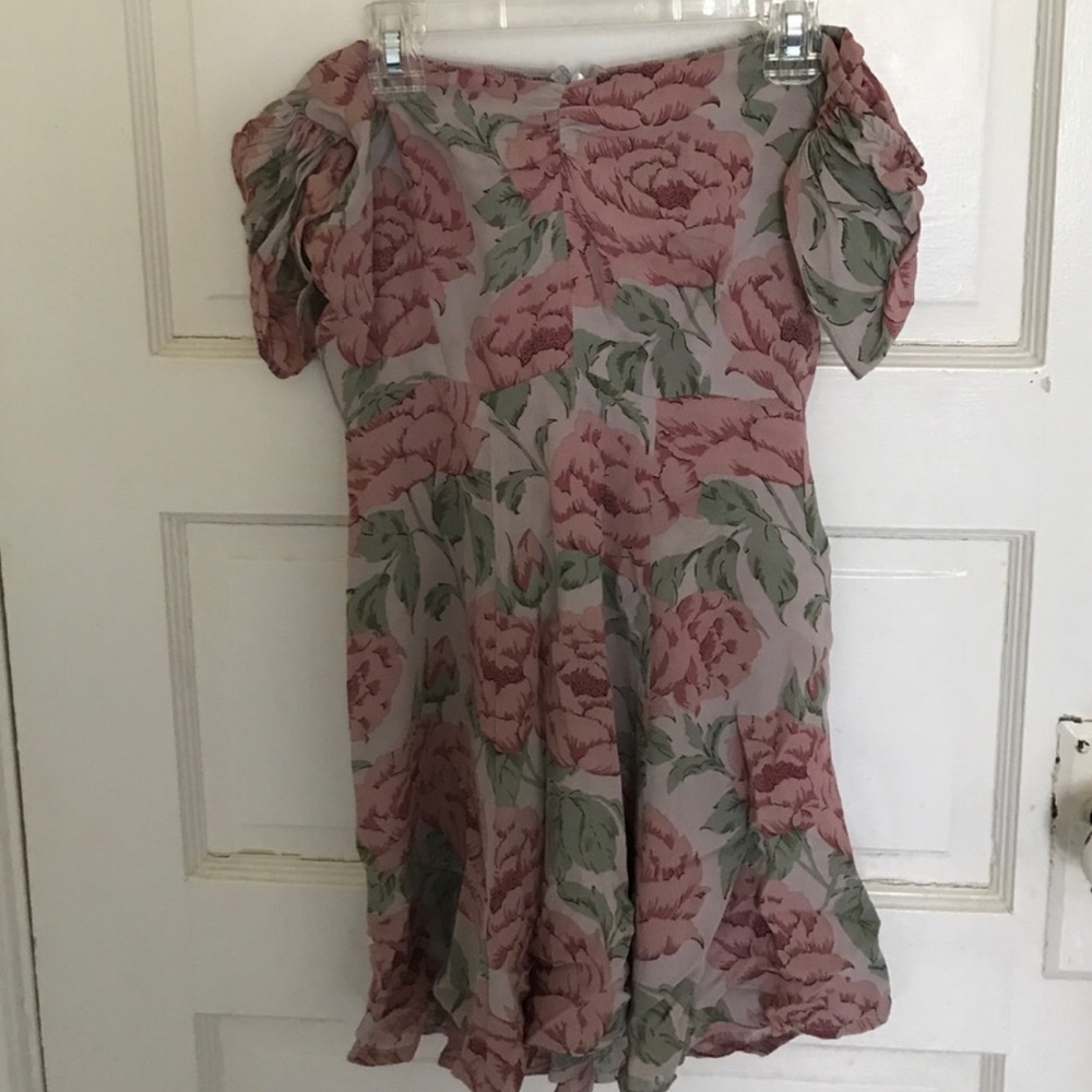 Sold on EBAY Reformation Rosa Dress XS - Picture 5 of 8