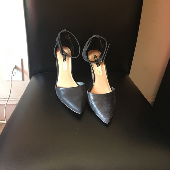 New - Picture 1 of 2